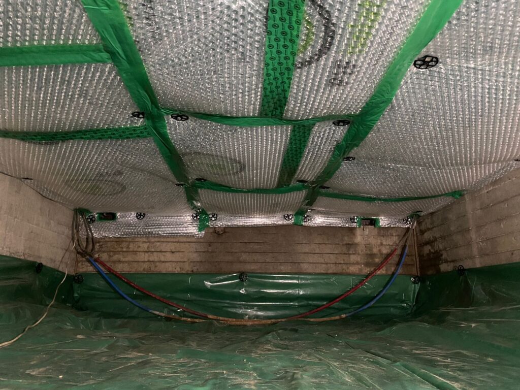 Bodemfolie kruipruimte tegen vocht